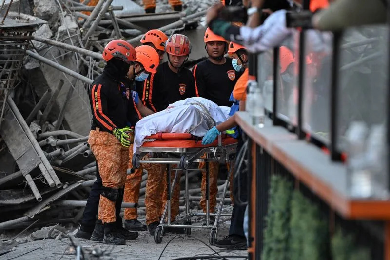 Philippine Rescuers Race to Find Survivors After Angeles Building Collapse; Death Toll Rises to Four