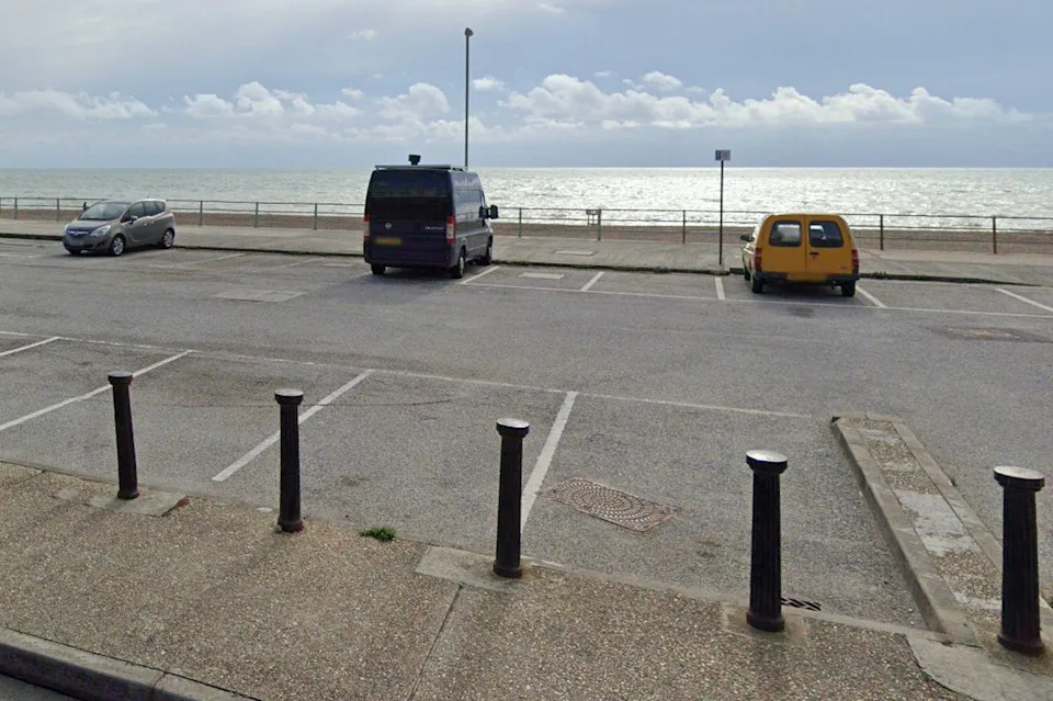 Three Sisters Found Dead Off Brighton Beach Had 'Never Recovered' From Mother's 2010 Drowning, Family Says