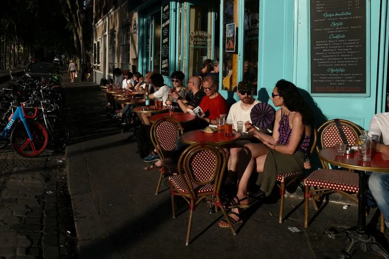 Record May Heat Wave in France Kills Seven, Sparks Drowning Deaths and Warnings