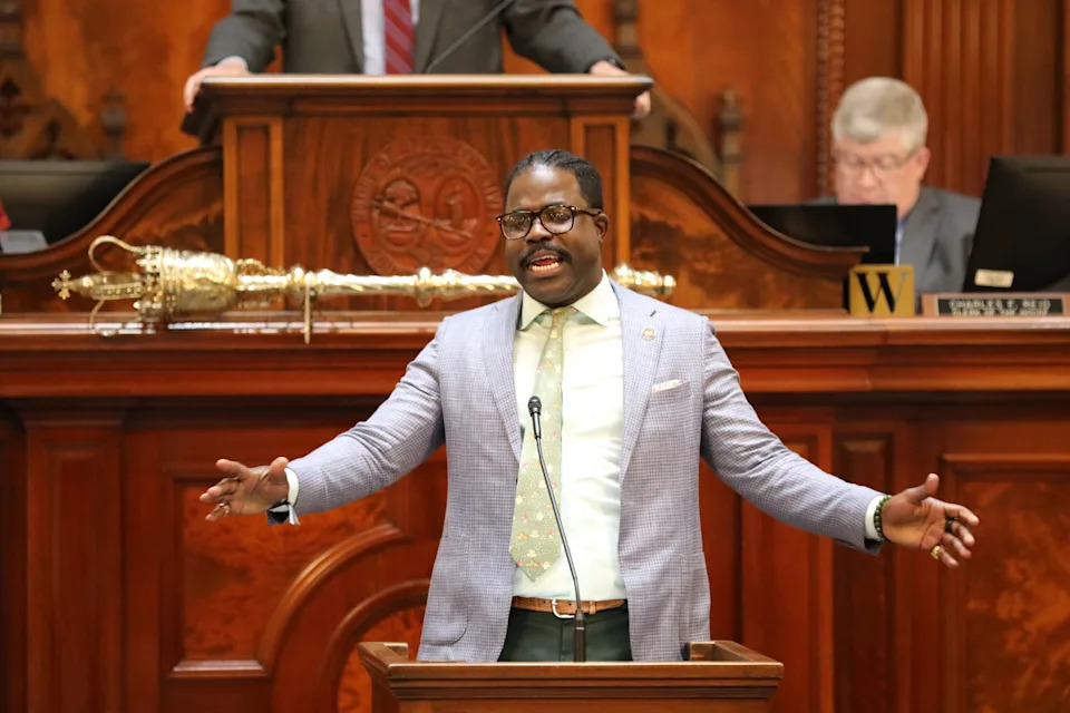 Millions Shifted Into New Congressional Districts — Where Redistricting Stands Ahead Of The Midterms