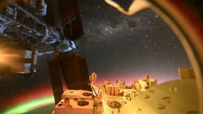Ruski kosmonauti uživo prenosili ceo 5‑satni izlazak u svemir — Roscosmos Spacewalk 66