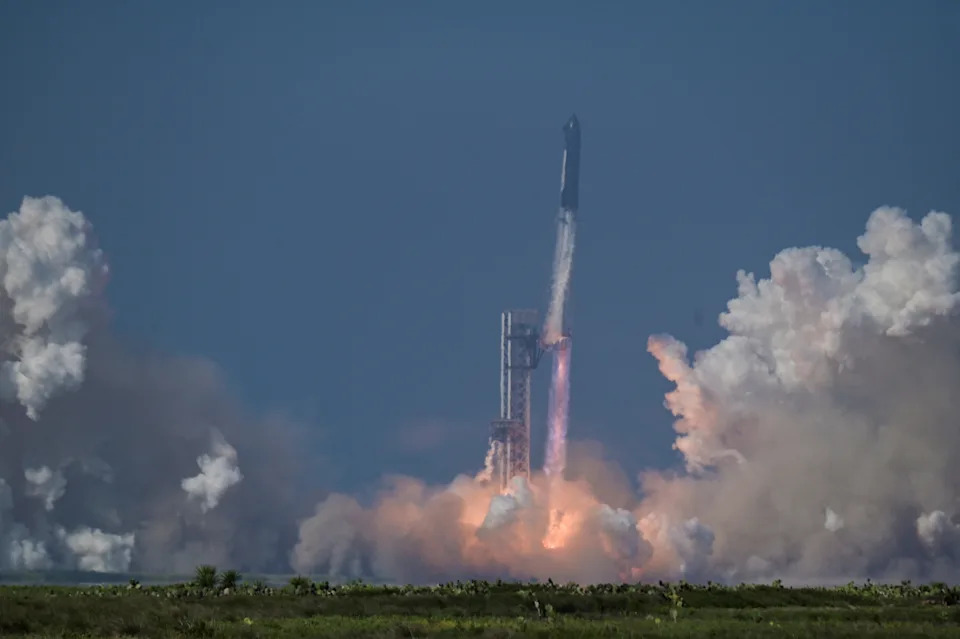 Starship Privremeno Prizemljen: FAA Traži Istragu Nakon Kvara Super Heavy Boostera