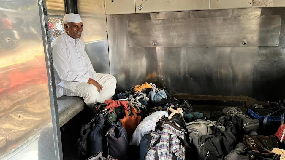 Dabbawale iz Mumbaija: Tradicija Preciznosti Koju Preti Izumiranje