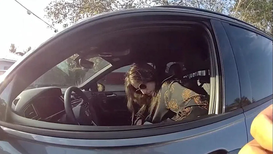 Viral Bodycam: Florida Deputy Insists Driver Held Phone Despite Her Missing Hand — Citation Dismissed