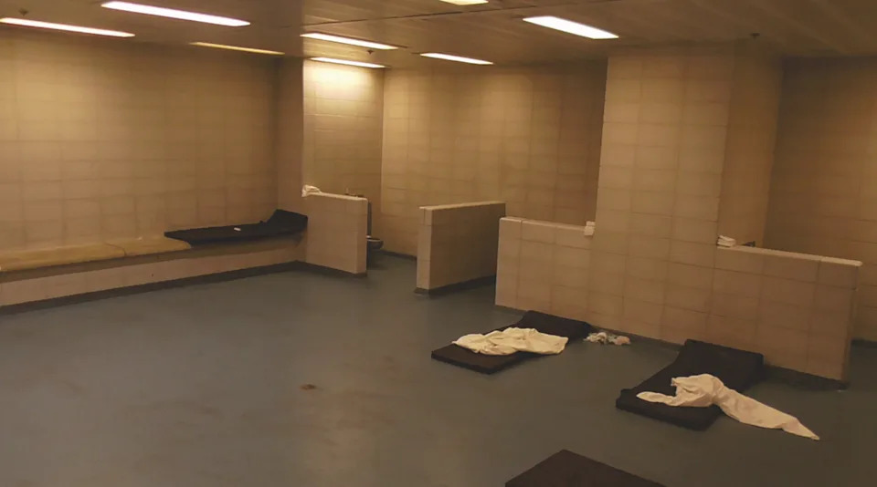 ‘Insane,’ ‘Gross,’ ‘Unsafe’: Internal ICE Messages Expose Overcrowding and Health Risks at Manhattan Lockup