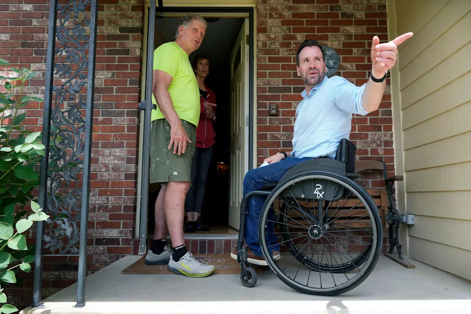 Iowa Democrats Finalize Contentious Senate Primary as Parties Gear Up for High‑Stakes Fall Races