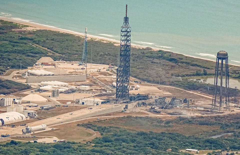 Jared Isaacman Obišao Mesto Eksplozije New Glenn Rakete na Cape Canaveral — Šteta, Uticaj na Artemis i Planovi Popravke