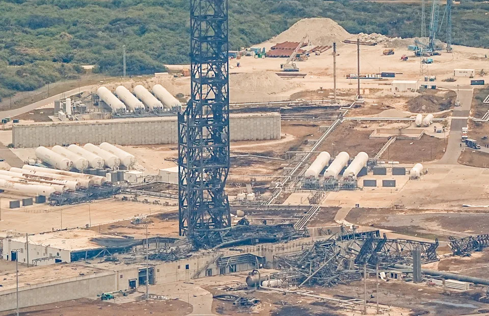 Jared Isaacman Obišao Mesto Eksplozije New Glenn Rakete na Cape Canaveral — Šteta, Uticaj na Artemis i Planovi Popravke