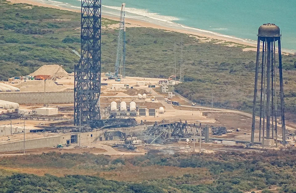 Jared Isaacman Obišao Mesto Eksplozije New Glenn Rakete na Cape Canaveral — Šteta, Uticaj na Artemis i Planovi Popravke
