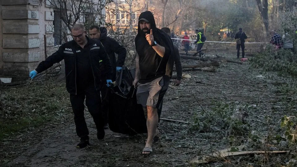 Masovni ruski napadi pogodili Kijev, Dnjipro i druge gradove — najmanje 23 poginula