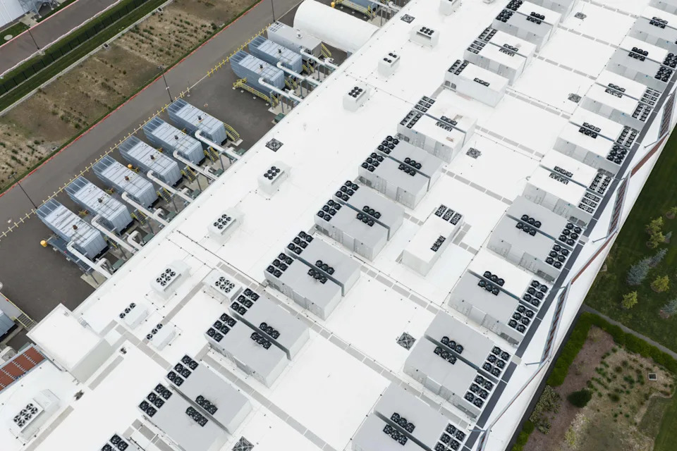 UN: Data centri troše struju kao velike države — AI može udvostručiti štetu do 2030.