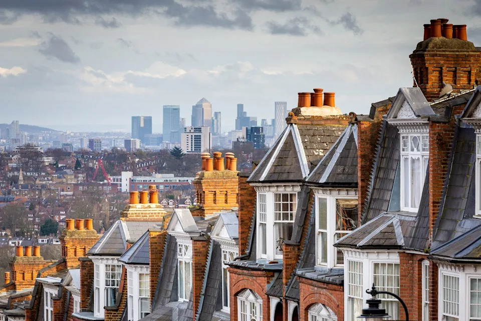 Skoro polovina zakupaca u UK prijavila nezakonite i nepravedne prakse agencija — Citizens Advice traži strožu regulaciju