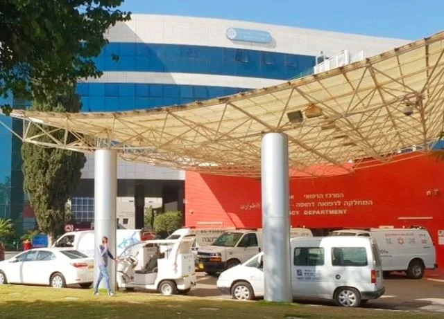 Beba (4 meseca) U Kritičnom Stanju Nakon Što Je Pronađena Sama U Vrućem Automobilu U Izraelu