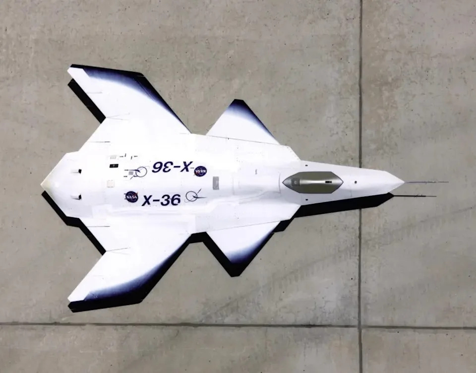 Da Li Je Ovo Prvi Pogled Na Letelicu Koja Je Rodila F-47? Termalna Snimka Iznad Area 51