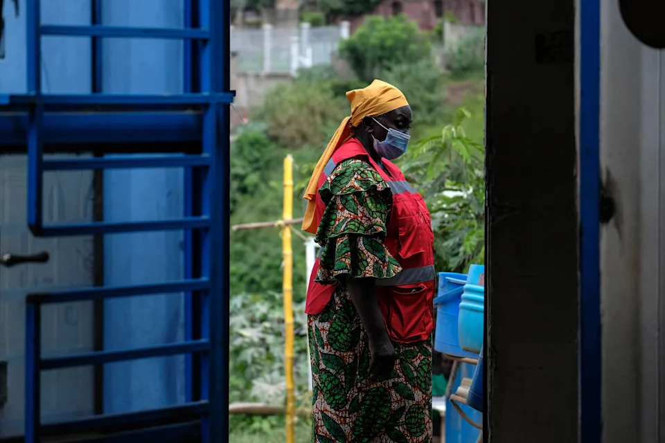Trgovci Pretrpeli Velike Gubitke Nakon Zatvaranja Granice: Uganda Ograničila Saobraćaj na Mpondwe Zbog Straha Od Ebole