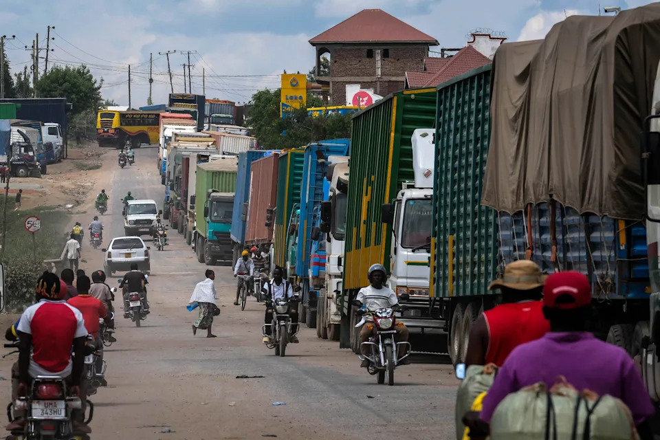 Trgovci Pretrpeli Velike Gubitke Nakon Zatvaranja Granice: Uganda Ograničila Saobraćaj na Mpondwe Zbog Straha Od Ebole