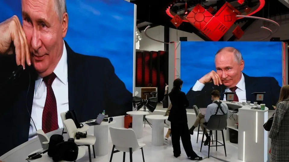 Stub Dima Nad SPIEF-om: Dronovi Pogodili Sankt Peterburg, Zelenski Pozvao Na Pregovore – Putin Odbio