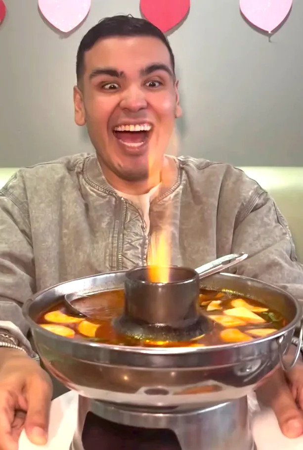 Influencer Accused of Taking $500 and Free Meal — Hollywood Thai Calls for Justice