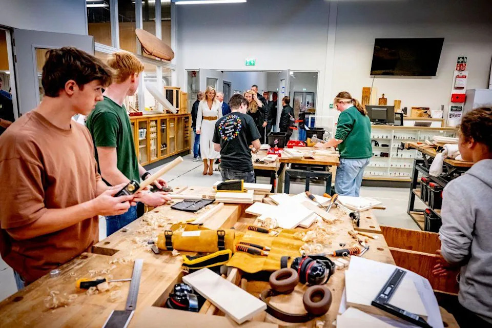 No Dead Ends: What the UK Can Learn From the Dutch Success on Youth Engagement