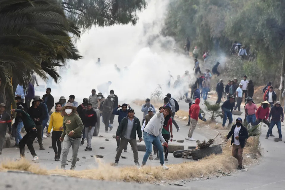 Bolivia Unrest Escalates After President Signs Law That Could Enable Harsher Crackdown