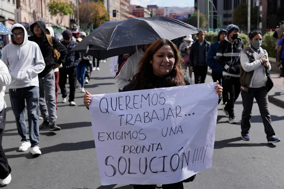 Bolivia Unrest Escalates After President Signs Law That Could Enable Harsher Crackdown