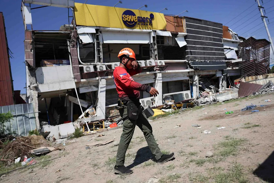 Jak Zemljotres Magnitude 7,8 Pogodio Jug Filipina: Najmanje 37 Poginulih, Više Od 20.000 Raseljenih