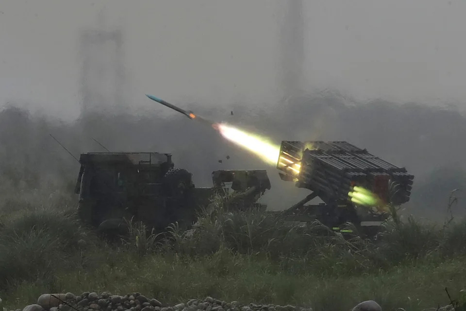 Tajvan Ispalio Vežbovne Rakete Iz HIMARS Lansera U Pravcu Tajvanskog Moreuza