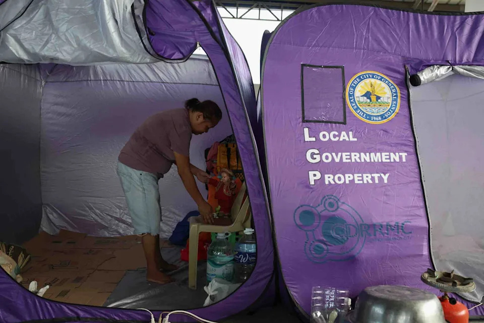 Filipini: Gradonačelnik Glana Traži Hitne Helikoptere Za Dopremu Hrane Nakon Razornog Zemljotresa