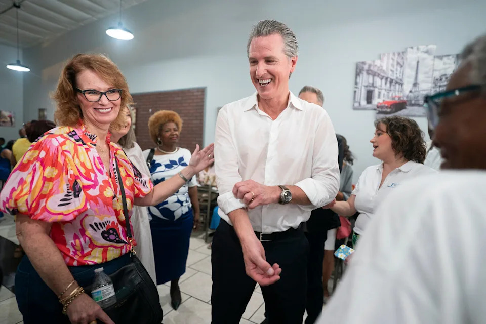 Democrats Favor Familiar Names — But the Most Electable 2028 Choices Are Being Overlooked