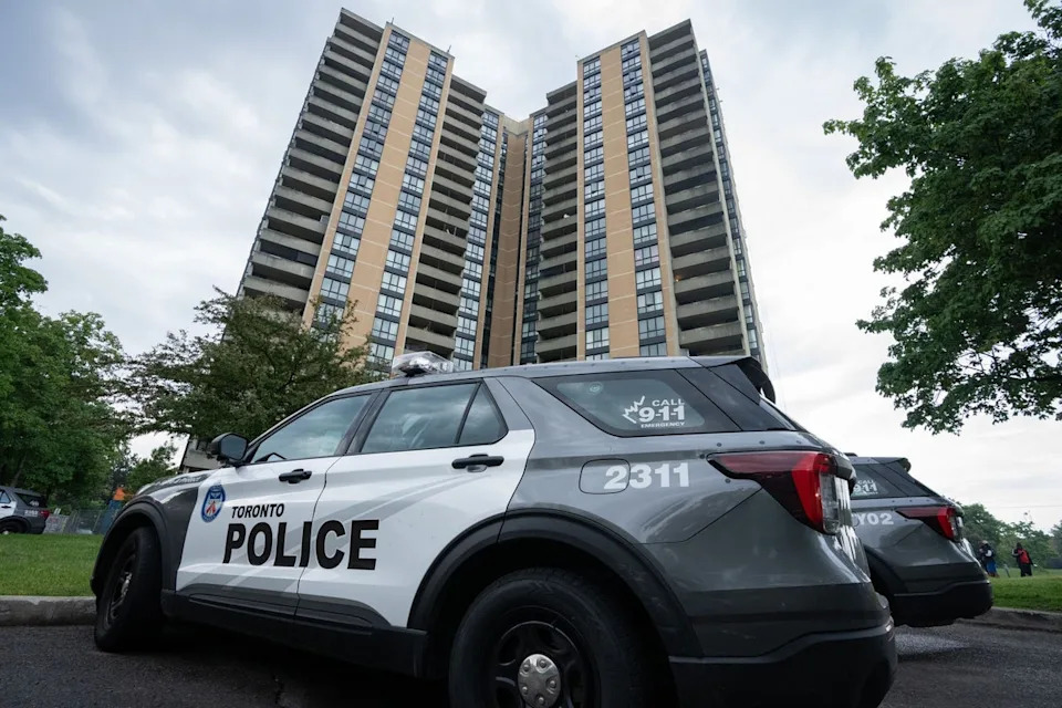 Policajac Ubijen U Torontu Dok Je Istraživao Napad Na Konzulat SAD