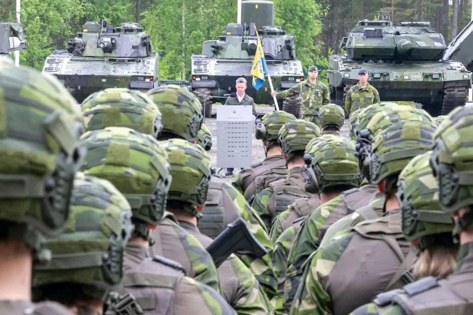 Rusija Gradi Velike Vojne Komplekse Uz Finsku Granicu — NATO Aktivira FLF Finland, SAD Pokreću 'Nordic Bridge'