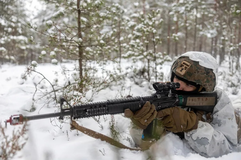Rusija Gradi Velike Vojne Komplekse Uz Finsku Granicu — NATO Aktivira FLF Finland, SAD Pokreću 'Nordic Bridge'