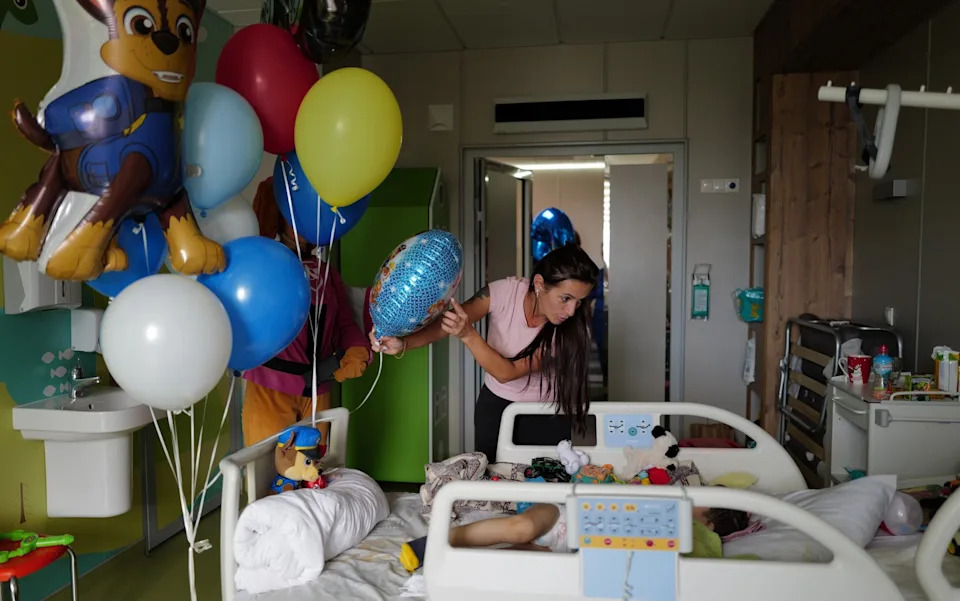 Herojska majka Veronika (28) poginula štiteći sinove u raketnom napadu na Kijev
