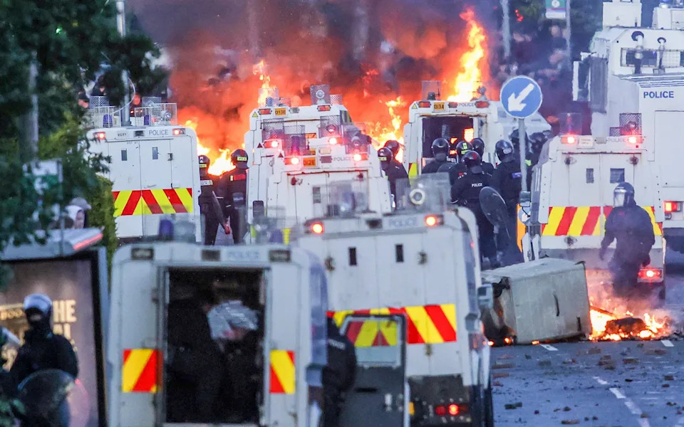 Trump To Press Starmer On Immigration At G7 After Belfast Unrest