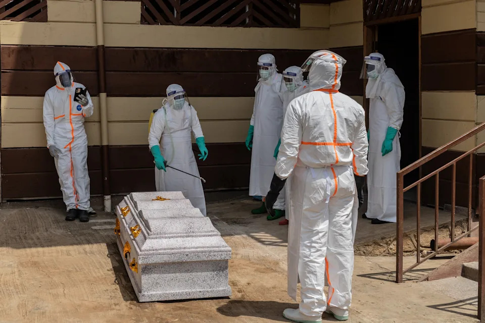 Epidemija ebole u istočnom Kongu: 782 slučaja, 181 smrt — izaziva Bundibugyo virus bez vakcine