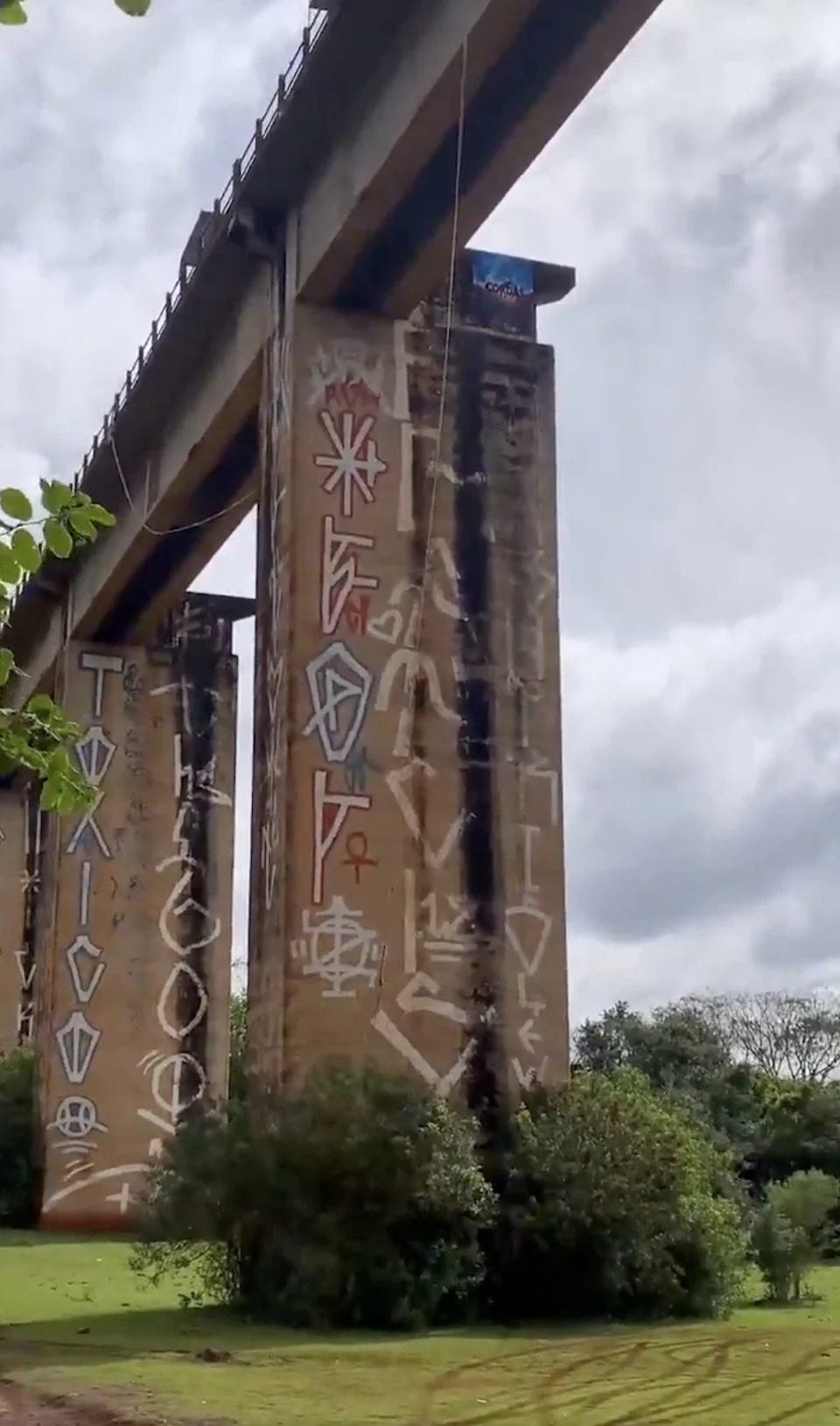 Tragedija u Brazilu: 21-godišnja žena poginula jer osoblje navodno nije povezalo sigurnosni konopac