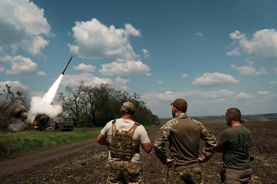 Kako ukrajinski dronovi srednjeg dometa vraćaju udare koje HIMARS nije mogao održati