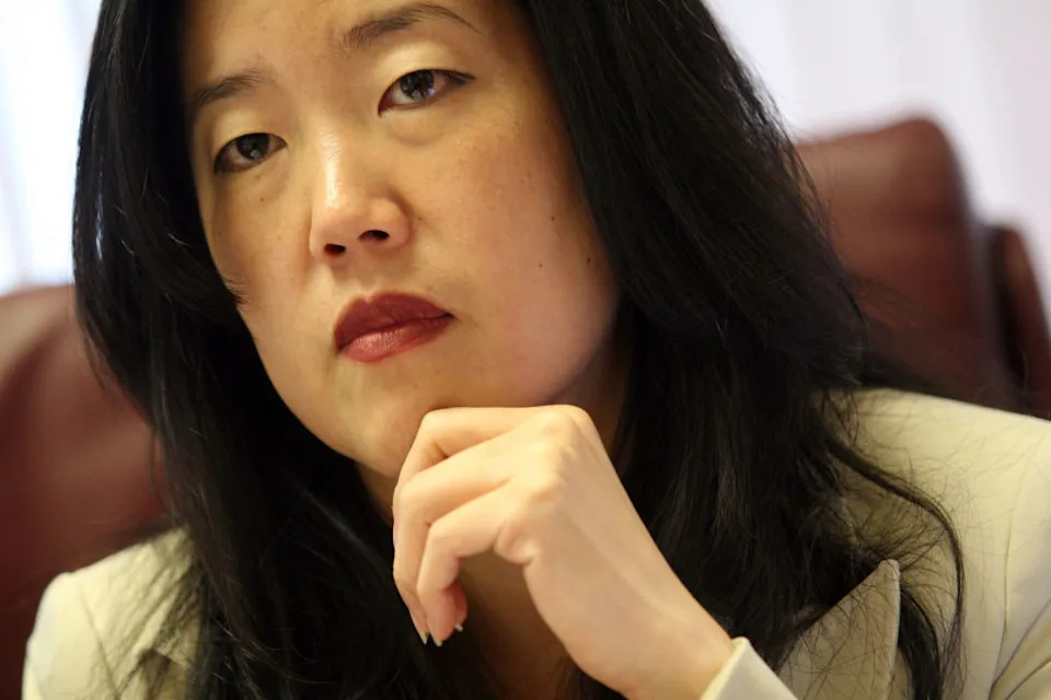 D.C. Schools at a Crossroads: Mayoral Race Forces a Choice Between Continuity and Change