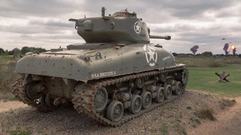 Sto Godina i Jedan Sherman: Veteran Iwo Jime Se Vratio Tenku „Lucky“