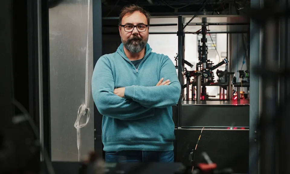 Mini‑univerzum u laboratoriji: Eksperiment koji pokazuje da vreme može nastati iz entropije