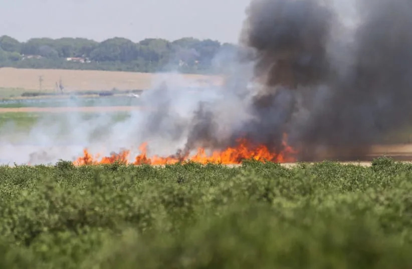 IDF ubio dvojicu napadača koji su bacali Molotovljeve koktele prema Karmei Tzur, jedan ranjen