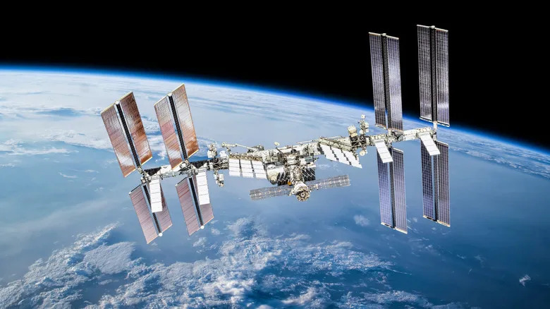 Skoro Evakuacija ISS: Rusi Hteli Da Buše Trup i Koriste Testeru Za Popravku Curenja