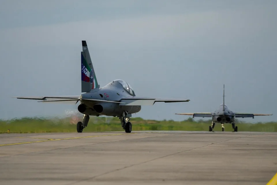 Kizilelma i M-346: Uspešne prve žive probe K‑SWARM tima za posadne i neposadne letelice