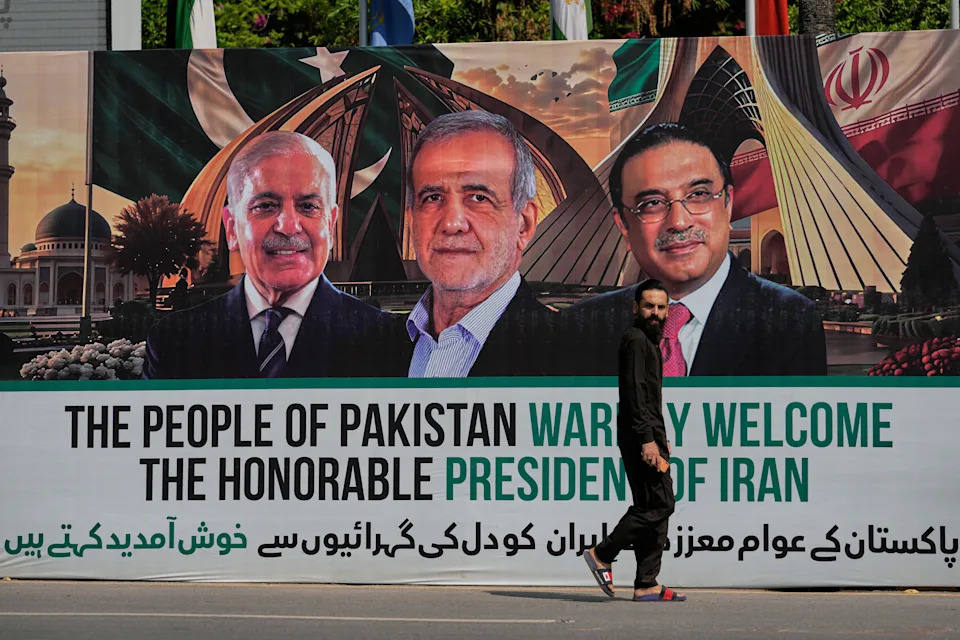 Iranski predsednik u Pakistanu dok se finalizuje sporazum sa SAD, raste napetost u Libanu