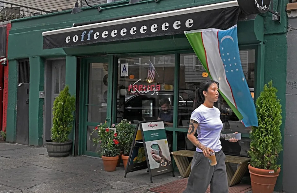 Antisemitism in Cafés: Recent U.S. Incidents Echo 1930s Exclusion in Magdeburg