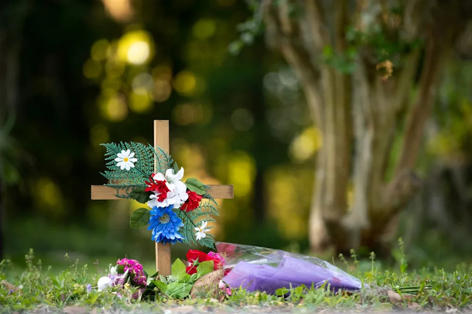 Family Sues Houston Mortuary After Body Arrives Decomposed and Casket Won’t Close — Employee Allegedly Sat on Casket