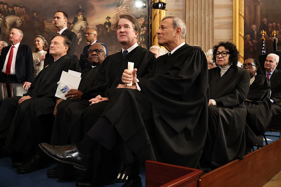 Stephen Miller Urges Supreme Court For Unanimous Ruling To End Birthright Citizenship