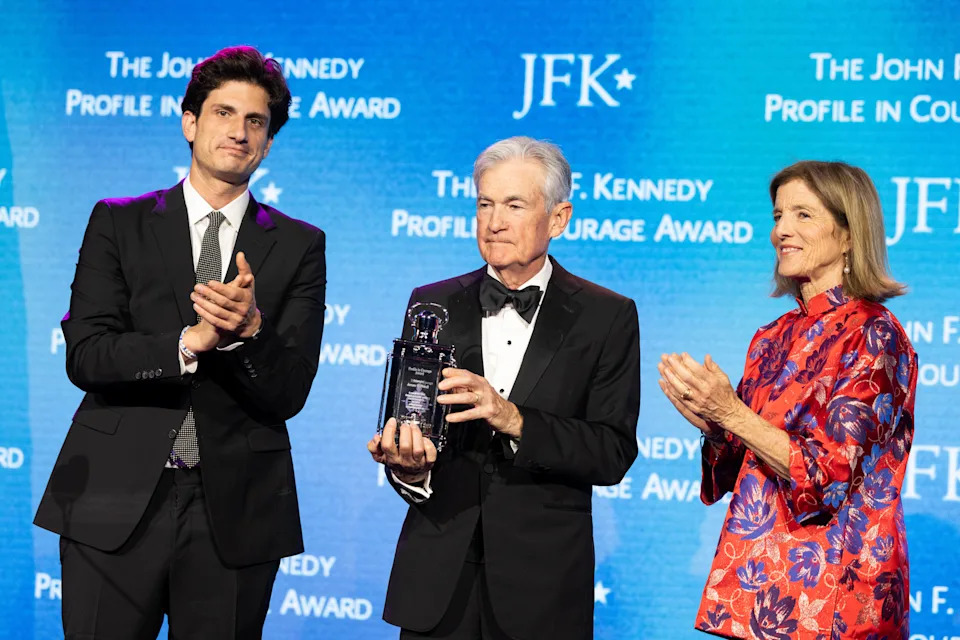 Schlossberg Defeated — Time To Retire The ‘Camelot’ Myth