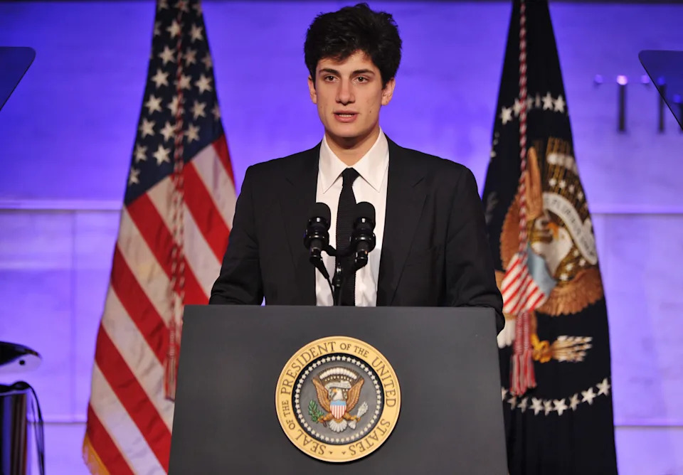 Schlossberg Defeated — Time To Retire The ‘Camelot’ Myth