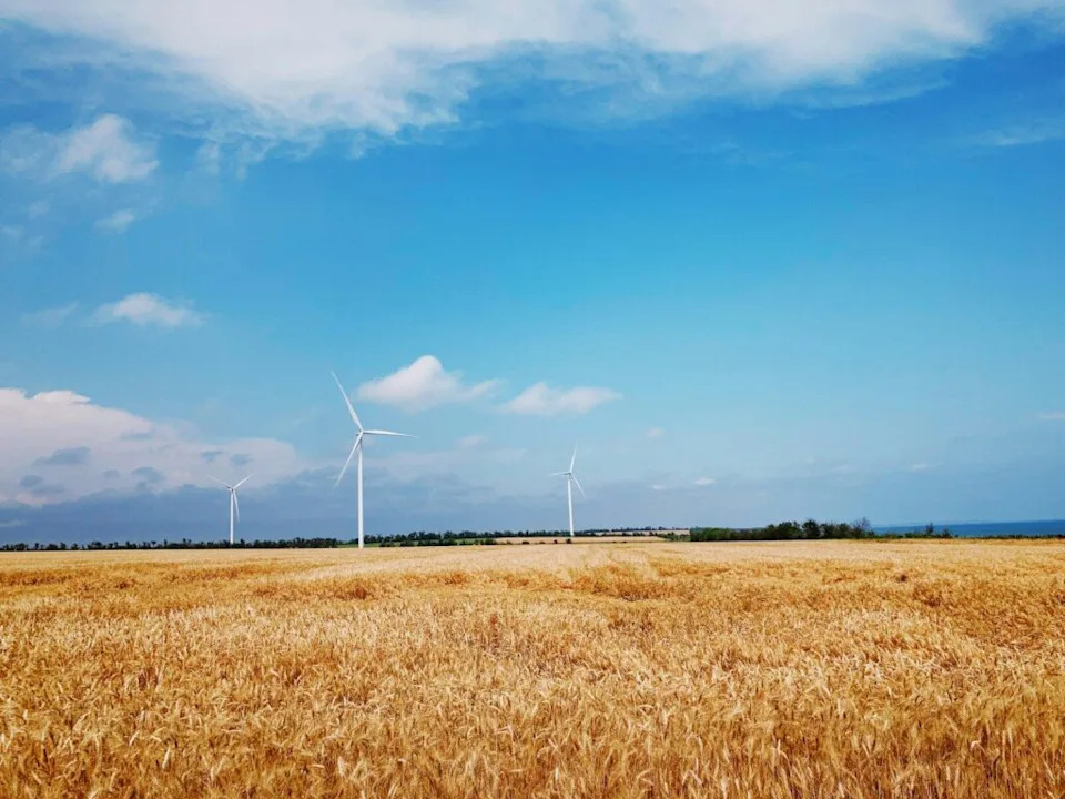 10 zemalja koje prednjače u čistoj energiji u 2024. — ko vodi i zašto